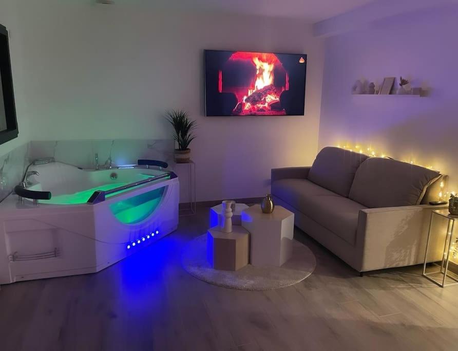 Love Room - Cocon Room - Toulon - Ollioules Exterior photo