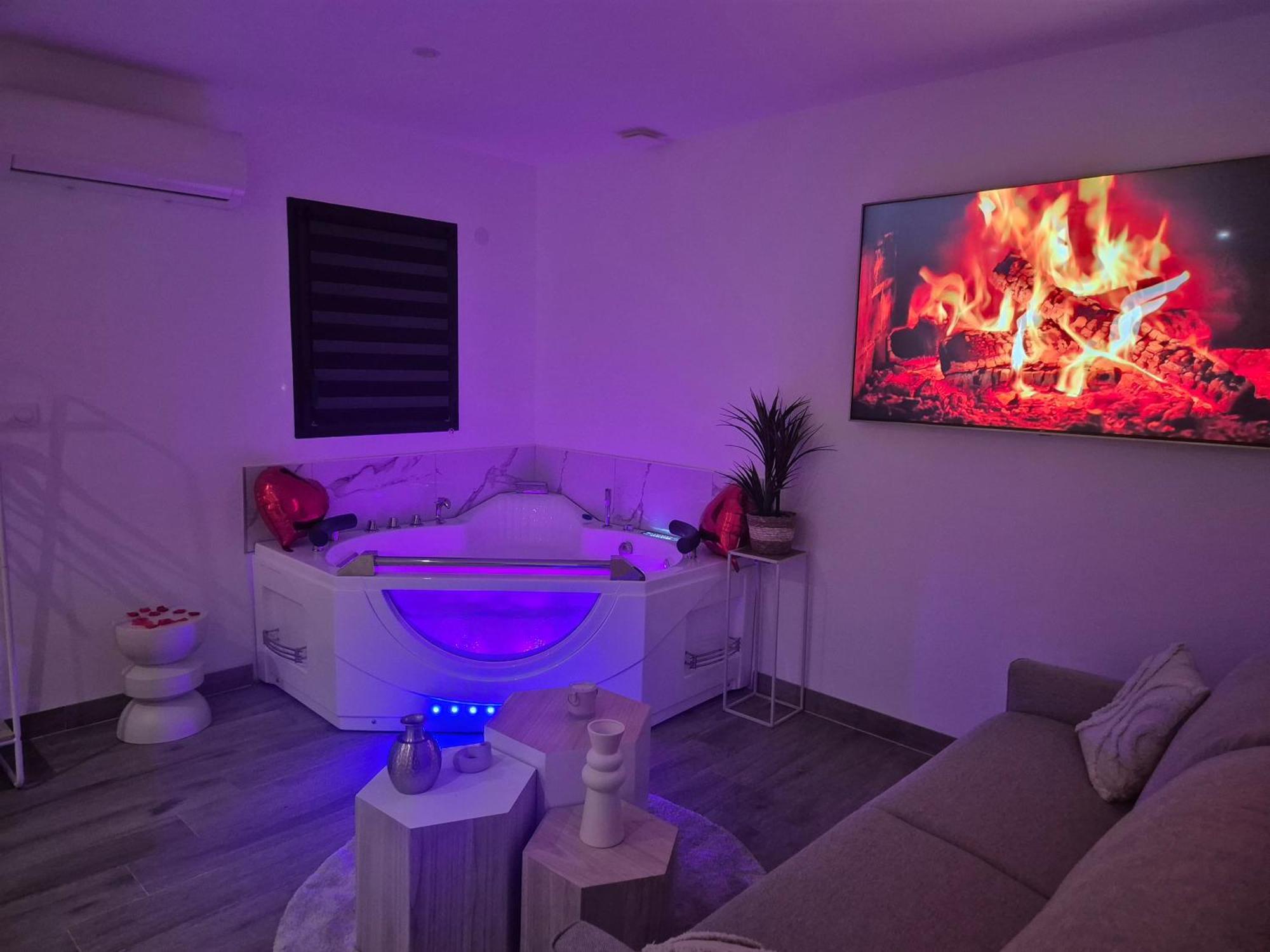 Love Room - Cocon Room - Toulon - Ollioules Exterior photo