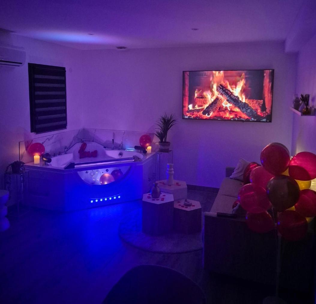 Love Room - Cocon Room - Toulon - Ollioules Exterior photo